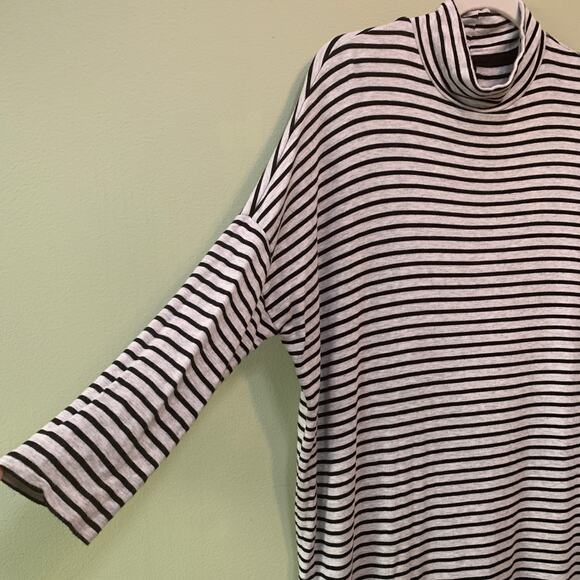 Lou & Grey Dress Women S Black Gray Striped SignatureSoft Cozy Chic Casual - Picture 4 of 7